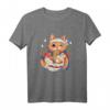 Kawaii Katze isst Ramen Suppe T-Shirt – Süßes Japanisches Tiermotiv für Katzen- und Japan-Fans