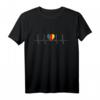 Herzschlag Kamerun EKG T-Shirt mit Flagge – Stolzes Kameruner Design, ideal als Geschenk für Fans und Unterstützer
