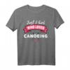 Nur ein Mädchen Kanufahren T-Shirt – Lustiges Outfits für Kanufahrerin & Geschenkidee für Wassersportliebhaberinnen