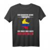 Ich brauche keine Therapie ich muss nur nach Kolumbien T-Shirt - Lustiges Geschenk für Kolumbien-Fans & Urlauber mit Flagge & Nationalwappen