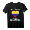 Just A Girl Who Loves Colombia T-Shirt – Lustiges Reise- & Fußball-Outfit für Damen, Mädchen & Kinder als Geschenk für Kolumbien-Fans und Reiseliebhaber