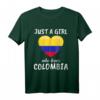 Just A Girl Who Loves Colombia T-Shirt – Lustiges Reise- & Fußball-Outfit für Damen, Mädchen & Kinder als Geschenk für Kolumbien-Fans und Reiseliebhaber