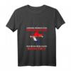 Damen T-Shirt mit V-Ausschnitt: Andere müssen zum Therapeuten, Ich muss nur nach Kroatien – Perfektes Urlaubs- und Fan-Geschenk mit Kroatien Flagge