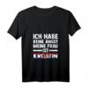Damen T-Shirt mit V-Ausschnitt: 'Ich habe keine Angst, meine Frau ist Kroatin' – Lustiges Kroatien-Design für Kroaten und Kroatien-Fans