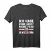 Damen T-Shirt mit V-Ausschnitt: 'Ich habe keine Angst, meine Frau ist Kroatin' – Lustiges Kroatien-Design für Kroaten und Kroatien-Fans