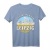 ES GIBT NUR EIN LEIPZIG T-Shirt - Lustiges und cooles Leipzig Design für Fans, Besucher und Einwohner, ideales Geschenk für Geburtstag, Weihnachten, Vatertag und Muttertag