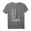 Lübeck Insel Camping Urlaub Ostseeküste T-Shirt mit Anker – Perfekt für Ostsee-Urlaub, Strand & Camping, Geschenkidee für Meerliebhaber