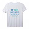 SIE KÜSTE ... ER WOLLTE MEER - Maritimes Partner T-Shirt im Retro Vintage Style für Strand, Sommerurlaub & Meer-Liebhaber