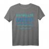 SIE KÜSTE ... ER WOLLTE MEER Partner T-Shirt im Retro Vintage Stil - Lustiges Strand- und Urlaubsshirt für Paare, Freunde & Meerliebhaber