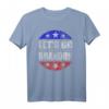 Let's Go Marken-Knopf T-Shirt - Klassisch geschnitten, doppelt genähter Saum, bequem & stylisch
