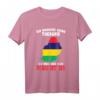 Ich brauche keine Therapie - Ich muss nur nach Mauritius T-Shirt mit Mauritius Flagge, perfekte Geschenkidee für Mauritius-Reisende