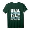 Real Doctor Treat More Than One Species Veterinarian T-Shirt – Perfekt für Tierärzte, Tierliebhaber & zukünftige Vet-Studenten