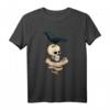 Rabe und Totenkopf für Literatur Liebhaber T-Shirt - Gothic, Horror & Edgar Allan Poe Geschenk für Fans