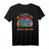 Die Legende Lebt Schwalbe Schwalbenfahrer Vintage Retro T-Shirt – Nostalgie Geschenkidee für DDR Moped-Fans und Schwalbenliebhaber