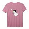 Schneemann wirft Schneeball Winter T-Shirt für Kinder und Erwachsene – Perfekt als Weihnachtsgeschenk und für die kalte Jahreszeit