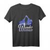Wander Woman T-Shirt für Frauen mit Berglandschaft – Perfekt für Trekking, Natur und Wanderabenteuer