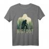 Sasquatch Yeti Figur Natur Doppelbelichtung Bigfoot T-Shirt – Perfekt für Natur- und Mythologie-Fans
