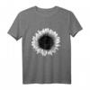 Schwarzes Sonnenblumen T-Shirt mit Naturmotiv - Klassisch geschnitten, langlebig & perfekt für Blumen- und Naturliebhaber