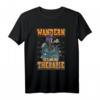 Lustiges Wandern T-Shirt - Wandern ist meine Therapie Spruch Motiv für Naturliebhaber & Outdoor-Fans, ideales Geschenk zu Geburtstag & Weihnachten