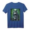 Wolf Wölfe im dunklen Wald Nacht mit Mond Fantasy Natur T-Shirt – Tier- und Naturdesign für Wolf Liebhaber