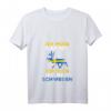 Damen Schweden Spruch Ich muss gar nix Ich muss nur nach Schweden T-Shirt mit V-Ausschnitt – Lustiges Geschenk für Schweden-Fans & Reisebegeisterte