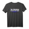 Im Norden ist nicht alles flach Damen T-Shirt – Maritimes Küstenmotiv mit plattdeutschem Charme, perfekt als Geschenk für Norddeutschland-Fans