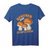 Pilzesammler - Rentner auf Steinpilz Suche T-Shirt – Perfektes Geschenk für Hobby-Pilzsammler, Opa, Oma & Freunde zu Weihnachten & Geburtstag