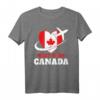 Backpacking Kanada T-Shirt Geschenkidee - Lustiges Reisespruch-Shirt mit Ahornblatt und Flugzeug für Geburtstag & Weihnachten