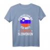 Lustiges Slowenien Urlaub T-Shirt - Perfektes Geschenk für Balkan-Reisende, Wanderer & Skifahrer im Sommer und Winter