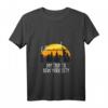 Lustiges Damen Retro T-Shirt mit Skyline von NYC – 'I Survived My Trip To New York City', V-Ausschnitt, leichtes Design