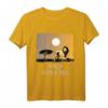 Kinder T-Shirt mit Löwe in Wildnis – Symbol für Freiheit und Stärke, Perfekt für Kinder, die sich selbst verwirklichen möchten