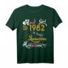 April Girl 1982 Sonnenblumen Schmetterlinge - HapKoala T-Shirt für Frauen, Mütter und Geburtstagsfeier-Deko