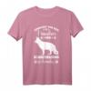 Vorsicht Vor Dem Frauchen Der Schäferhund Ist Harmlos T-Shirt - Lustiges Hundespruch Shirt für Hundebesitzer & Schäferhund Züchter