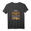 Mein Mama ist schwer Erziehbar, aber bald habe ich Sie mir erzogen - Lustiges Spruch T-Shirt im Vintage Style für Muttertags- und Familiengeschenke