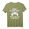 Herren Gaming T-Shirt - Yeah, die Sonne scheint, zocke ich in kurzen Hosen für Gamer, Geeks & Nerds, Level UP in der Online-Welt
