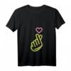 K-Pop Mädchen Handsymbol Kpop Herz T-Shirt mit V-Ausschnitt – Perfekt für K-Pop Fans, K-Drama Liebhaber & Südkorea Musikbegeisterte, ideales Geschenk