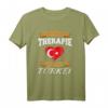 Ich brauche keine Therapie, ich muss erst nach der Türkei - Lustiges Türkei T-Shirt als Geschenk für Fans, Freunde und Familie