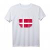 Hyggelig Glücklich Ohne Berge Dänemark T-Shirt mit Flagge – Perfekt für Dänemark-Urlauber & Skandinavien-Liebhaber