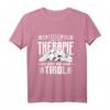 Ich brauche keine Therapie - ich muss nur nach Tirol T-Shirt für Berg- und Naturfans, perfekt als Weihnachts- oder Geburtstagsgeschenk