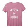 Helgoland, Perle der Ostsee - Lustiges Urlaub T-Shirt mit Inselkarte von Sylt für Strandurlauber und Insel-Fans
