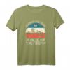 Ich brauche keine Therapie, ich muss nur nach Amsterdam T-Shirt – Retro Holland Design mit Fahrrad und Tulpe für Niederlande Fans