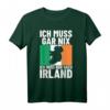 Irland Urlaub T-Shirt mit Irischer Flagge - Klassisch geschnitten, doppelt genähter Saum für Irland-Reisende und Fans