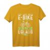 Ich Und Mein E-Bike Jede Fahrt Ein Kleiner Urlaub T-Shirt – Perfektes Geschenk für E-Bike Fans & Fahrradfahrer