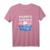 Wander Woman Design für Frauen beim Wandern - Lustiges T-Shirt für Berg- und Waldwanderinnen, ideales Geschenk für Freundinnen und Frauen, die gerne outdoors unterwegs sind