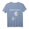 Weiter Geht's Fußabdruck Wander T-Shirt für Herren, Damen & Kinder – Bequeme Outdoor-Bekleidung für Familien & Wanderfreunde