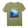 Never. Walk. Alone | Lustiges Hundespaziergang T-Shirt für Hundehalter, Gassi-Geher & Hundeliebhaber – Perfektes Geschenk zum Geburtstag & Weihnachten