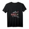 WanderWoman Damen T-Shirt mit V-Ausschnitt für Bergliebhaberinnen – Lustiges Trekking-Shirt mit Edelweiß & Bergmotiven, perfekt für Gipfelstürmer & Bergurlaub