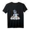 Kleiner Schneemann mit Besen Wintermotiv T-Shirt – Kuscheliges Weihnachts- und Wintergeschenk für Kinder, Jungen und Mädchen