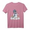 Kleiner Schneemann mit Besen Wintermotiv T-Shirt – Kuscheliges Weihnachts- und Wintergeschenk für Kinder, Jungen und Mädchen