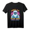 Lustiges Bigfoot Retro 90er Winter Party Design Schnee Yeti T-Shirt – Vintage Vaporwave Stil für Retro-Party & Yeti-Liebhaber